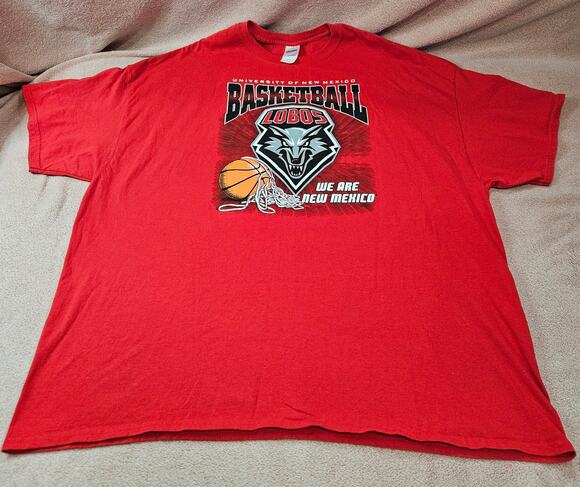 Gildan Other - University of New Mexico Lobos Basketball Graphic T-Shirt 4XL